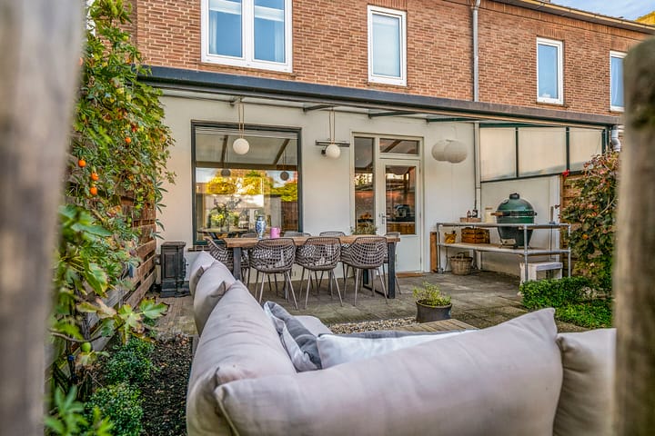 Foto 39 van Thomas à Kempislaan 32