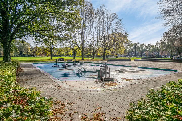 Foto 40 van Thomas à Kempislaan 32