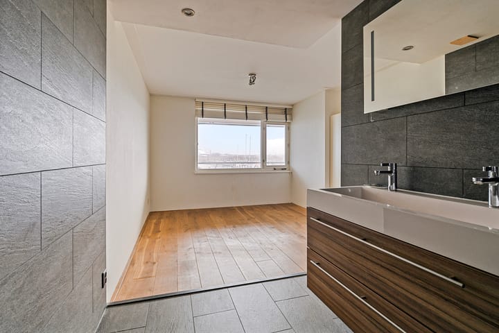 Foto 23 van Kennemerboulevard 611