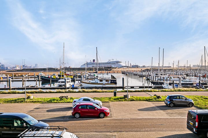 Foto 28 van Kennemerboulevard 611