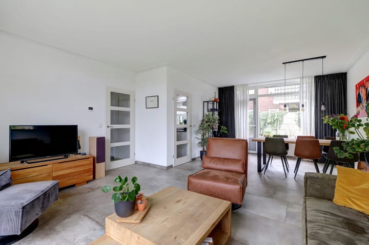 Photo 5 of Korenbloemstraat 94