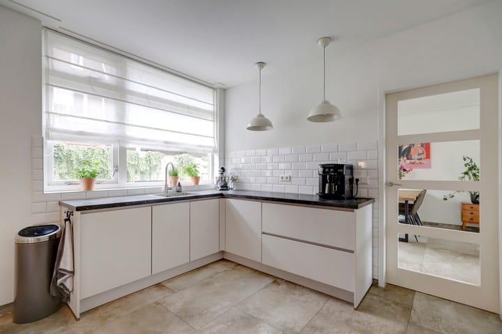 Photo 11 of Korenbloemstraat 94