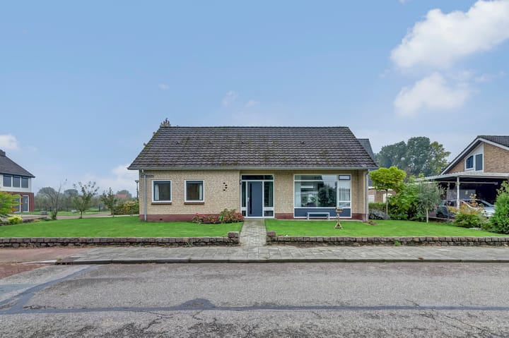 Photo 42 of Korenbloemstraat 94