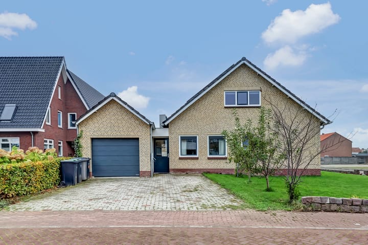 Photo 44 of Korenbloemstraat 94