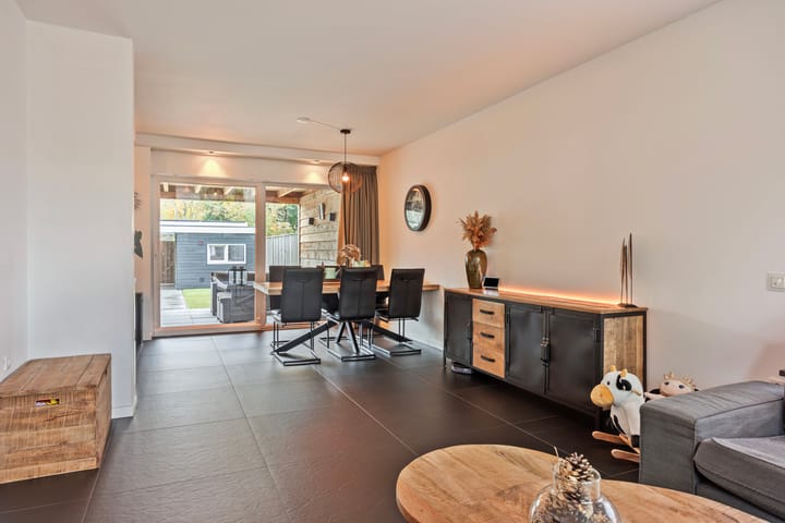 Foto 3 van Rode Schouw 67