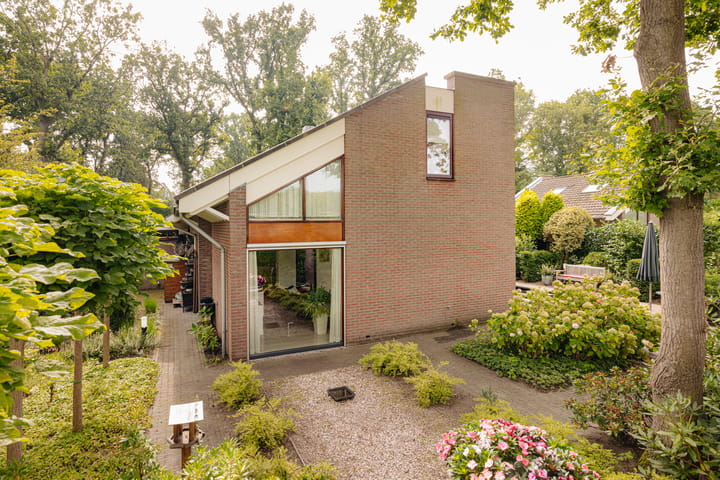 Foto 50 van Meerweg 57