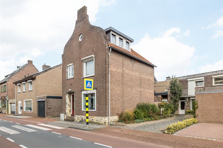 Bekijk foto 32 van Heerlerweg 33