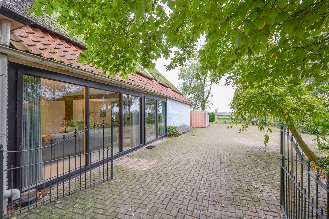 Photo 16 of Middenweg 28