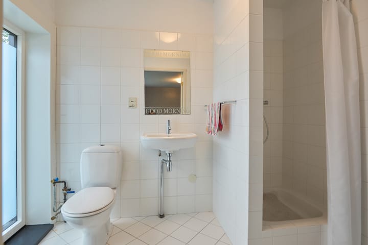 Foto 64 van Middenweg 28