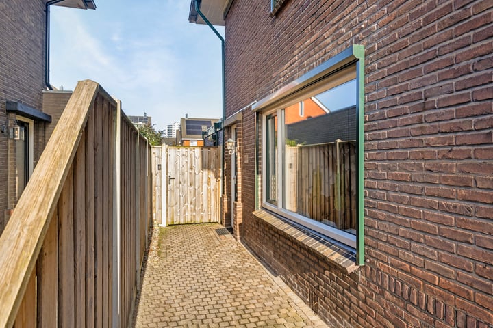 Bekijk foto 30 van Deventerstraat 317