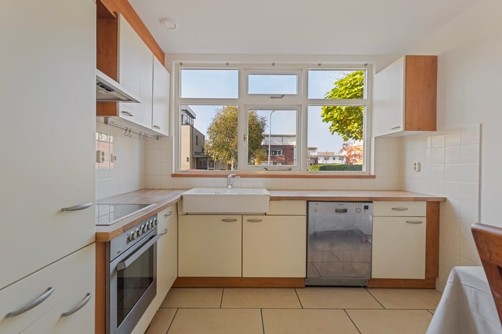 Foto 3 van Distelvlinderweg 70