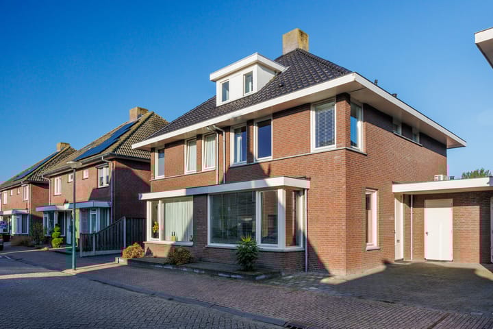 Foto 1 van Roestenbergstraat 69-A