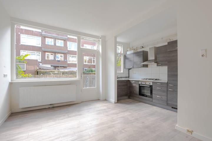 Foto 3 van Bas Jungeriusstraat 74-A