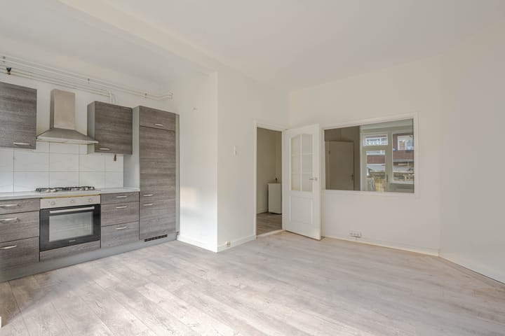 Foto 9 van Bas Jungeriusstraat 74-A