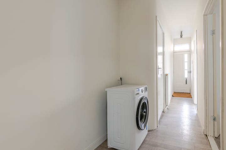 Foto 14 van Bas Jungeriusstraat 74-A