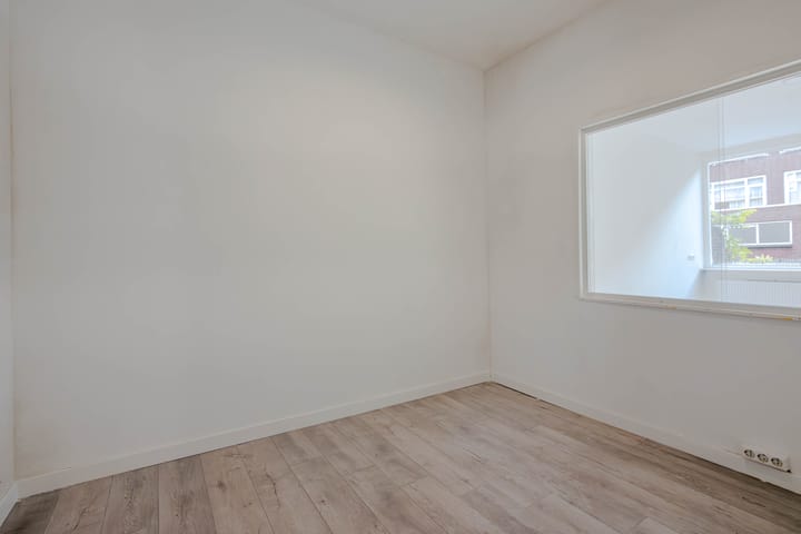 Foto 15 van Bas Jungeriusstraat 74-A