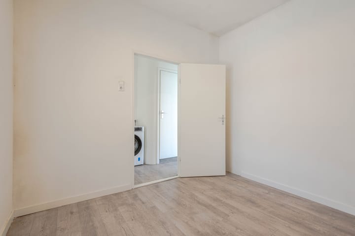 Foto 16 van Bas Jungeriusstraat 74-A