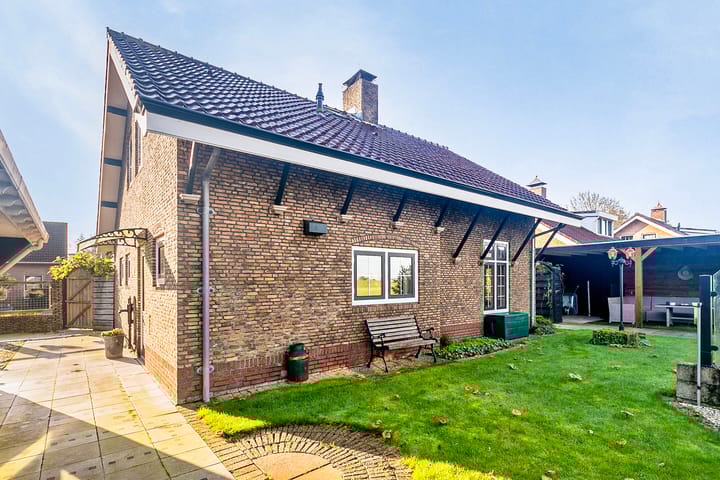 Photo 6 of Dorpsstraat 6