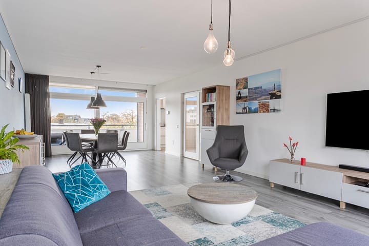 Foto 5 van Burg. Hustinxstraat 60