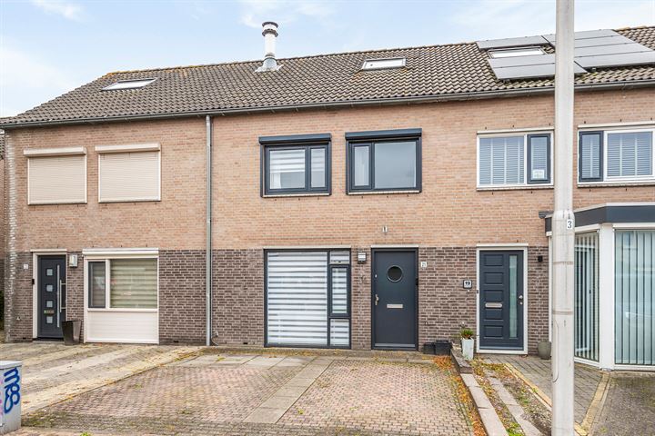 View photo 36 of Ledeackerstraat 21