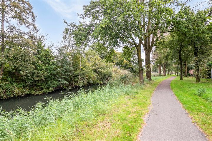 View photo 40 of Ledeackerstraat 21