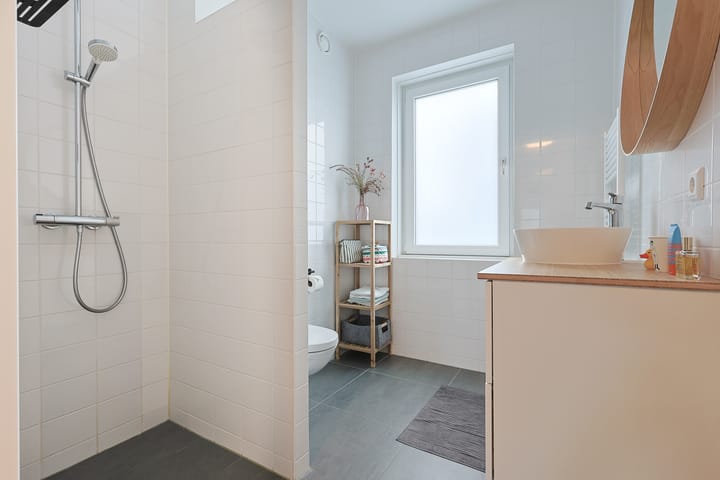 Foto 19 van Florastraat 17