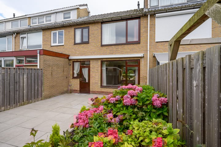 Foto 2 van Johan van Oldenbarneveldtstraat 19