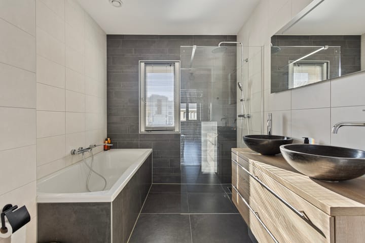 Foto 27 van Sint-Annaziekenhuislaan 12