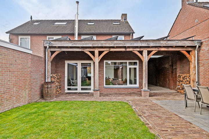 Foto 4 van Korenbloemstraat 15