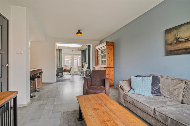 Foto 10 van Korenbloemstraat 15