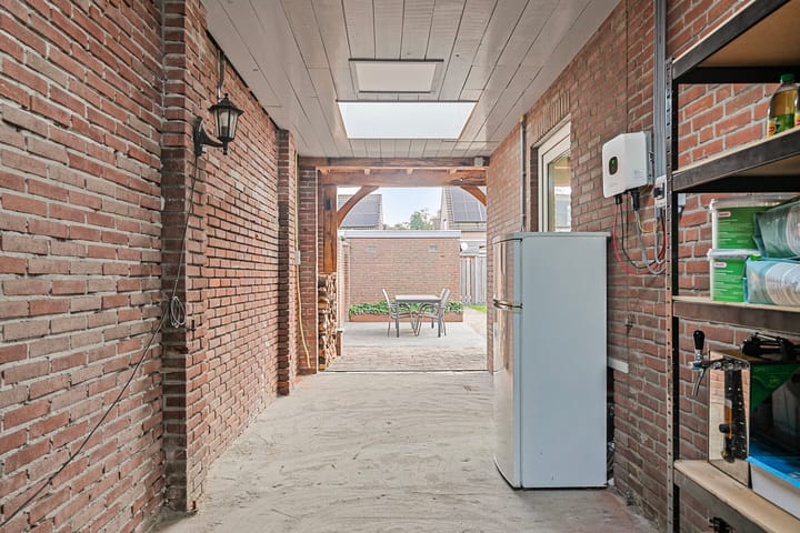 Foto 25 van Korenbloemstraat 15