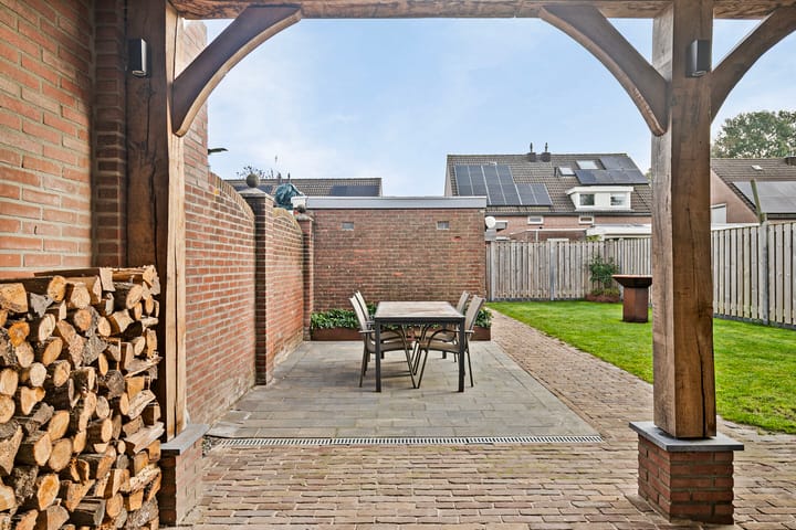 Foto 26 van Korenbloemstraat 15