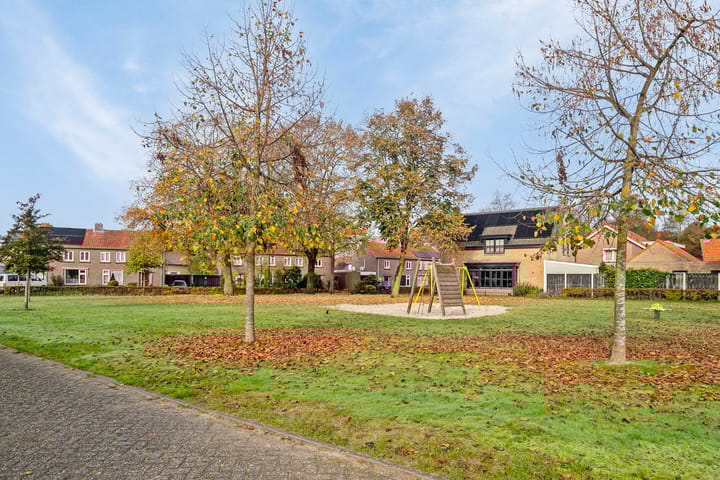 Foto 47 van Korenbloemstraat 15