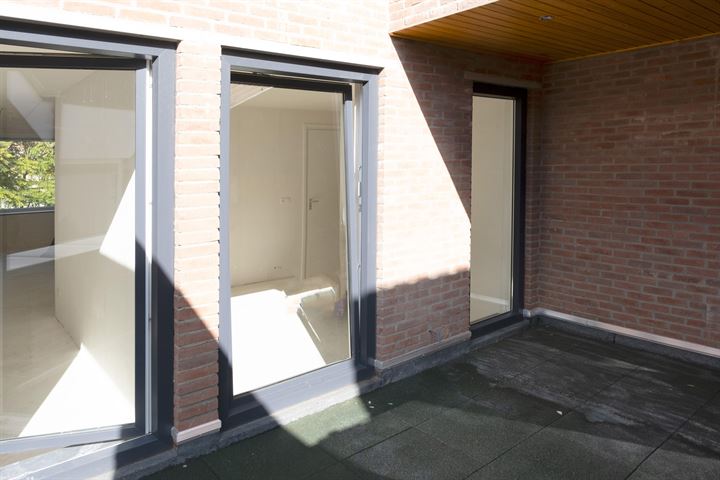 Bekijk foto 27 van Nassaustraat 104-B