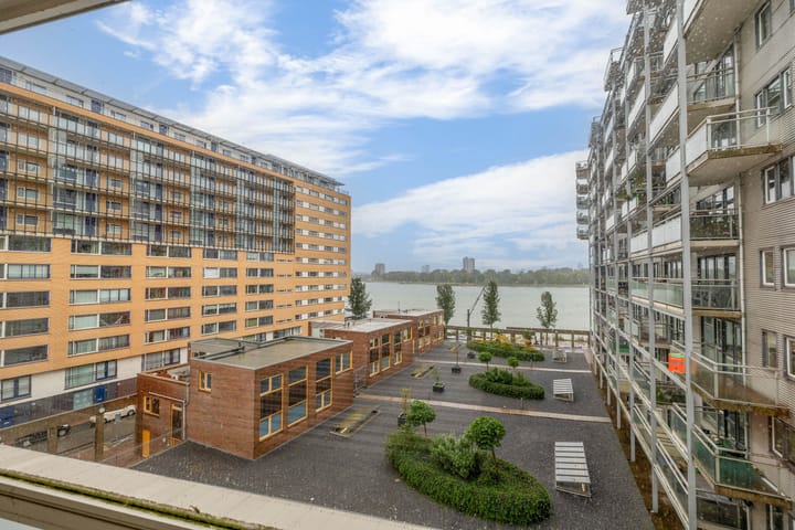 Foto 4 van Adriaan Kooningsstraat 45