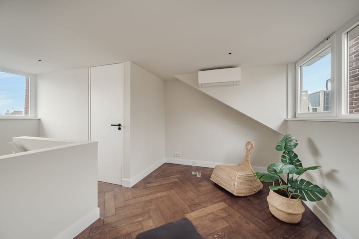 Foto 51 van Roemer Visscherstraat 21-3