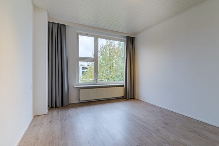 Foto 21 van Albert Verweystraat 8-C