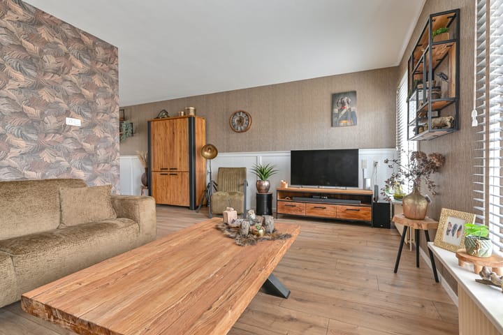 Foto 7 van Veenluydenstraat 38