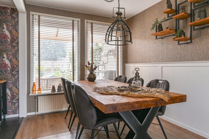 Foto 11 van Veenluydenstraat 38