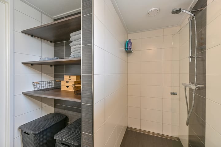 Foto 44 van Veenluydenstraat 38