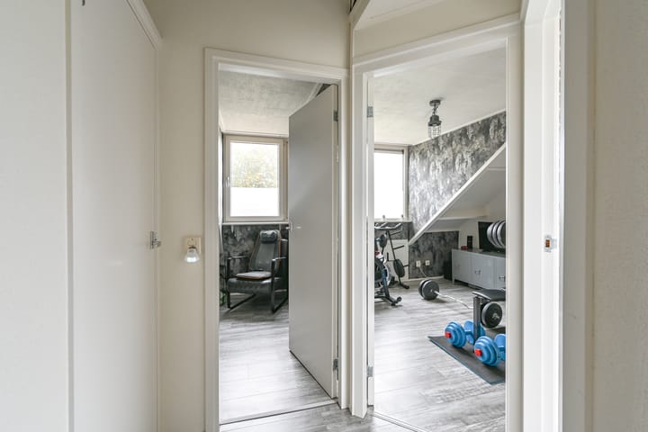 Foto 51 van Veenluydenstraat 38