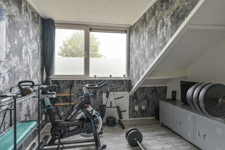 Foto 58 van Veenluydenstraat 38