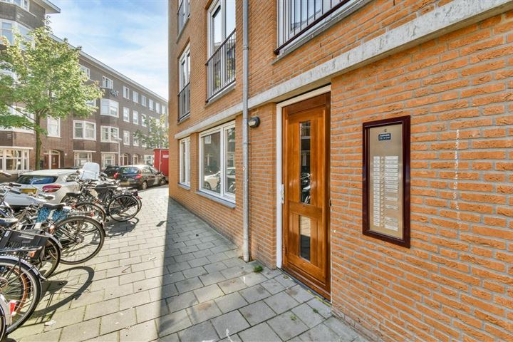 View photo 3 of Bernissestraat 10-A