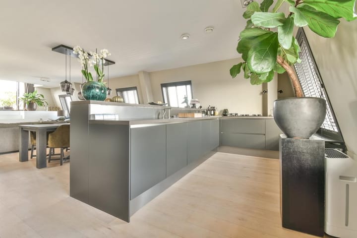 Photo 9 of Bernissestraat 10-A