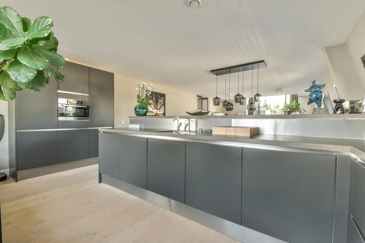 Photo 10 of Bernissestraat 10-A