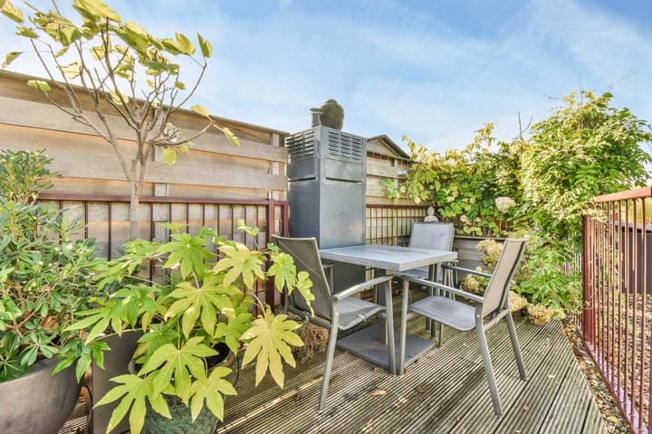 Photo 14 of Bernissestraat 10-A