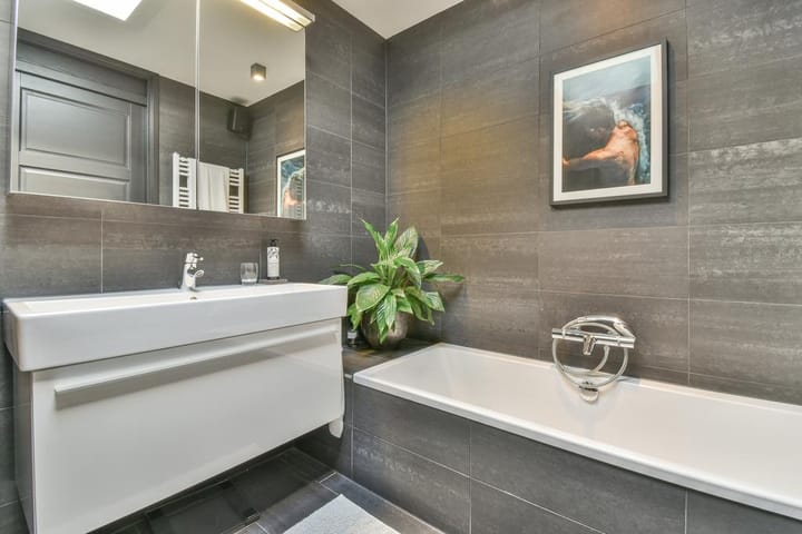 Photo 20 of Bernissestraat 10-A