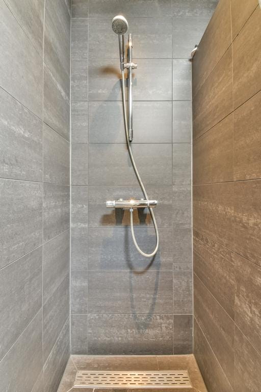 Photo 22 of Bernissestraat 10-A