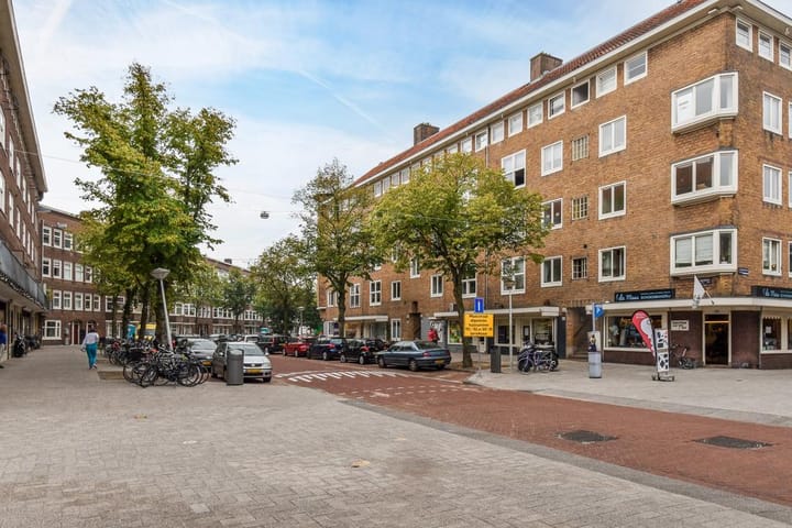 Photo 27 of Bernissestraat 10-A