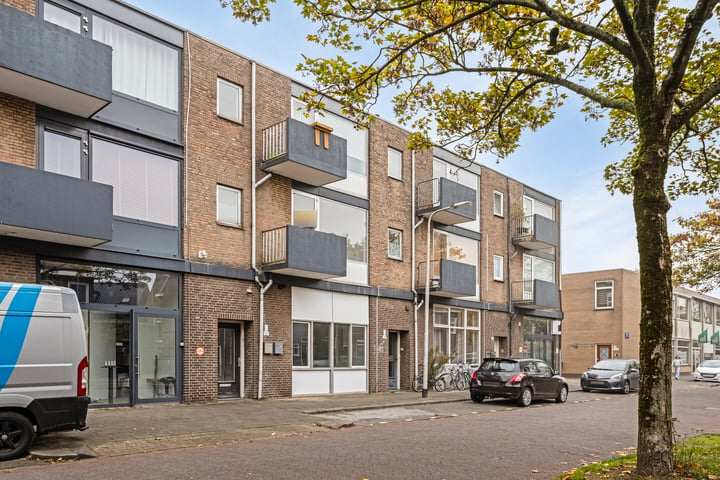 View photo 7 of Boomstraat 147